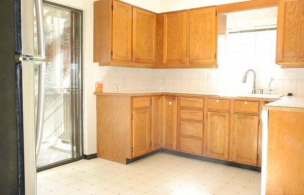 3276 W 32nd Avenue MacKenzie Heights