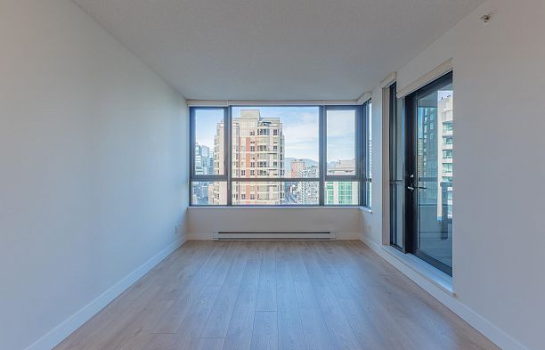 2501 909 Mainland Street Yaletown