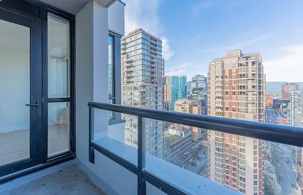 2501 909 Mainland Street Yaletown