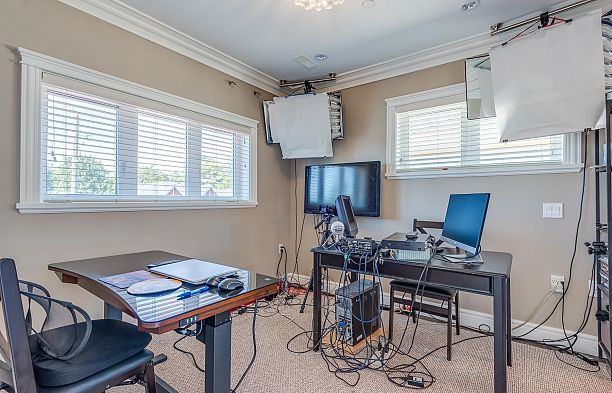 2507 W King Edward Avenue Arbutus