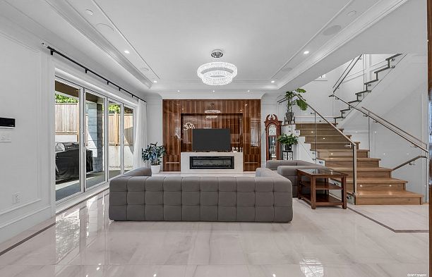 3514 W 27th Avenue Dunbar