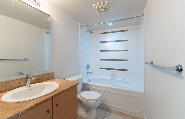 2501 909 Mainland Street Yaletown