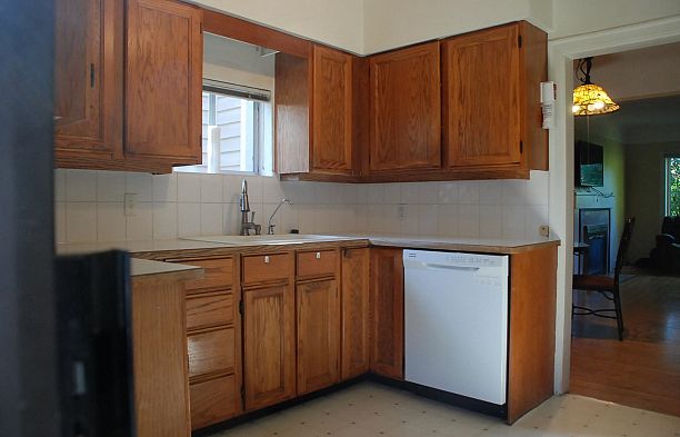 3276 W 32nd Avenue MacKenzie Heights