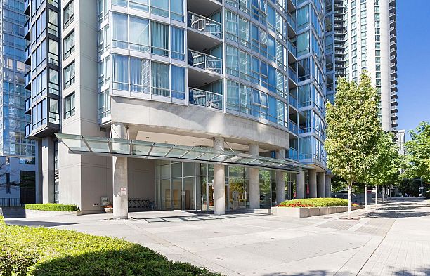 1208 1495 Richards Street Yaletown