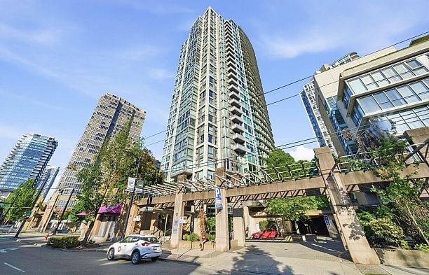 1203 1008 Cambie Street Yaletown