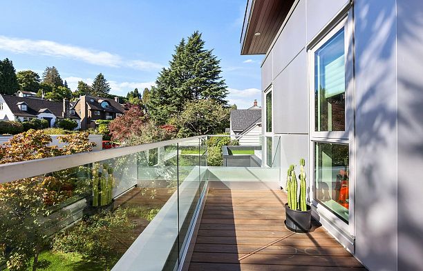 1909 Discovery Street Point Grey