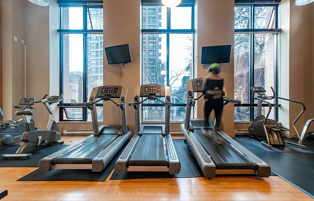 2501 909 Mainland Street Yaletown