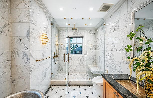 5755 Angus Drive South Granville