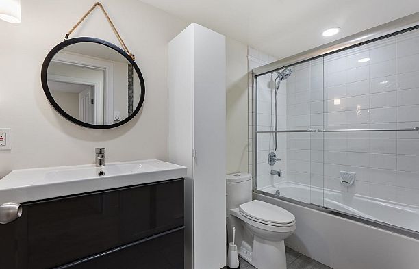 3138 W 4th Avenue Kitsilano