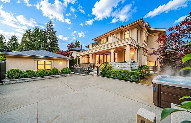 5755 Angus Drive South Granville