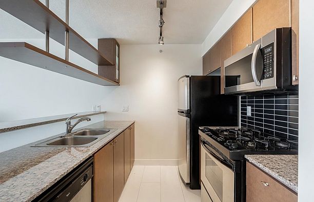 3108 1438 Richards Street Yaletown