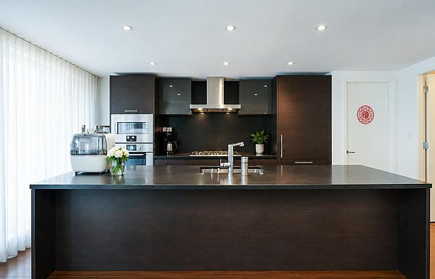 603 1571 W 57th Avenue South Granville