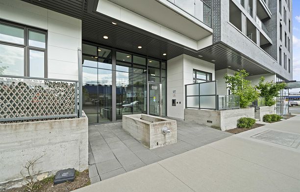 301 8888 Osler Street Marpole