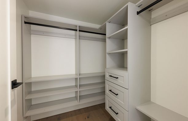 5591 Mackenzie Street Kerrisdale