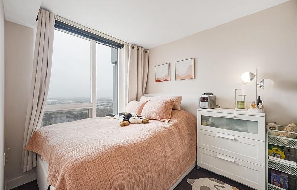 2505 433 SW Marine Drive Marpole