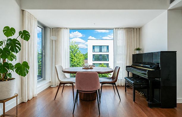 603 1571 W 57th Avenue South Granville