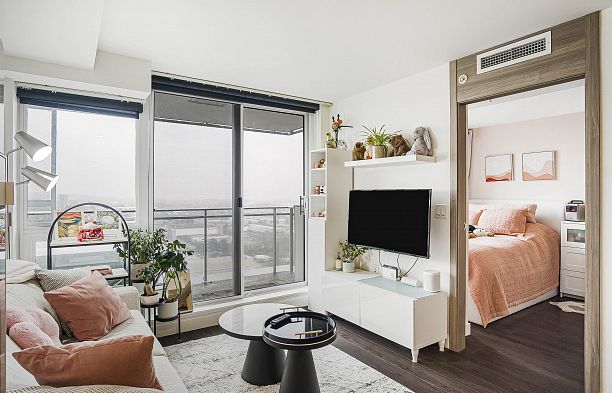 2505 433 SW Marine Drive Marpole