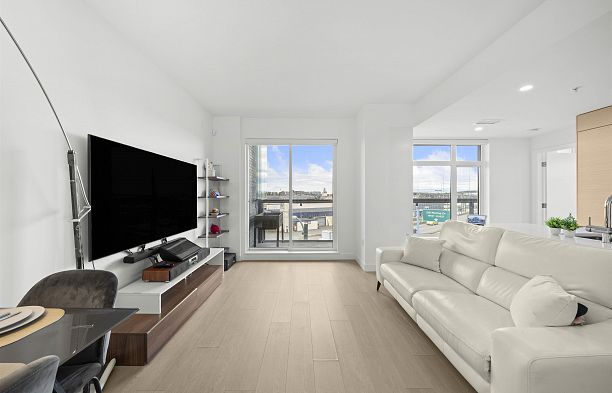 301 8888 Osler Street Marpole
