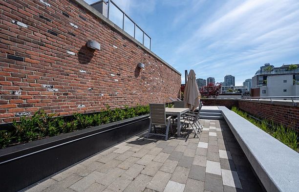 609 36 Water Street Downtown VW