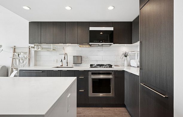 1909 8189 Cambie Street Marpole