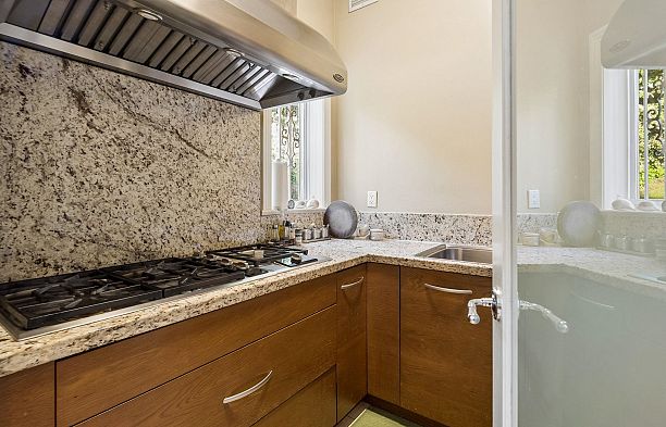2657 SW Marine Drive S.W. Marine