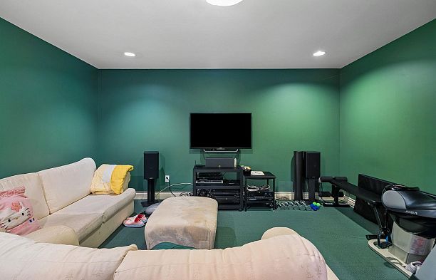2657 SW Marine Drive S.W. Marine