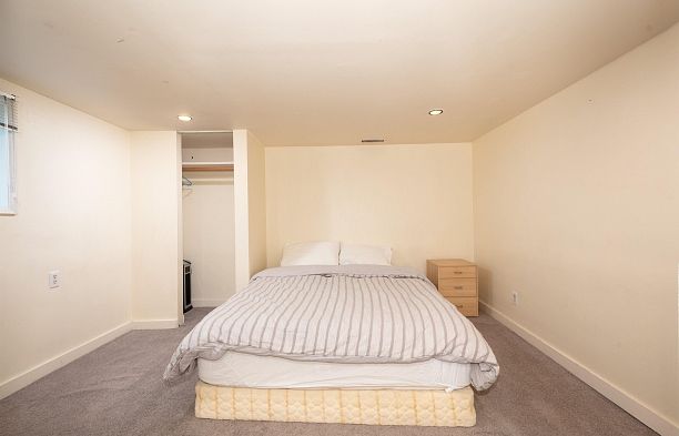 3908 Blenheim Street Dunbar