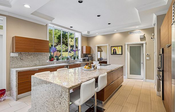 2657 SW Marine Drive S.W. Marine