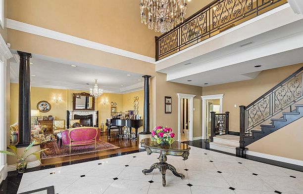 2657 SW Marine Drive S.W. Marine