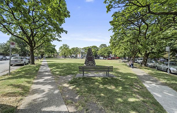 302 1406 W 73rd Avenue Marpole