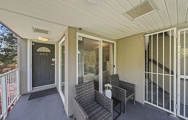 302 1406 W 73rd Avenue Marpole