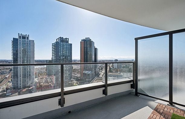 1909 8189 Cambie Street Marpole