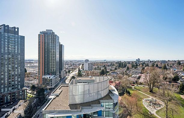 1909 8189 Cambie Street Marpole
