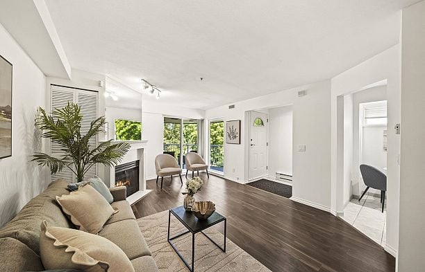 302 1406 W 73rd Avenue Marpole