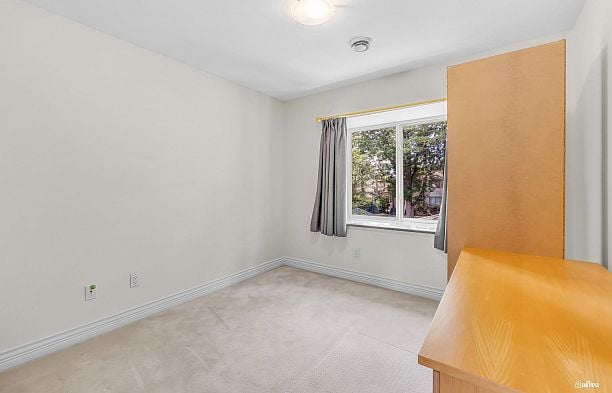 1463 W 57th Avenue South Granville