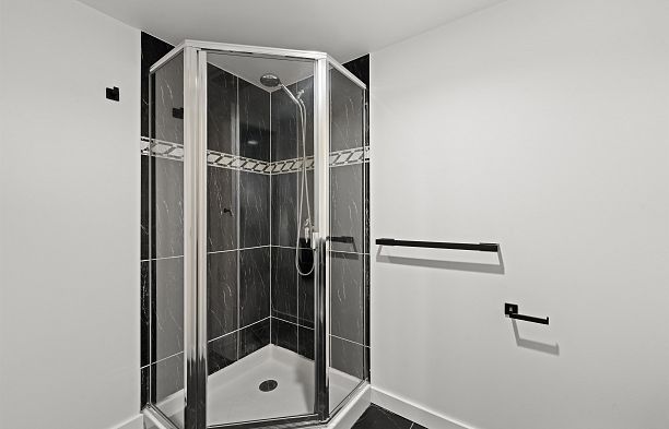 305 1328 W Pender Street Coal Harbour