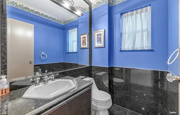 1463 W 57th Avenue South Granville