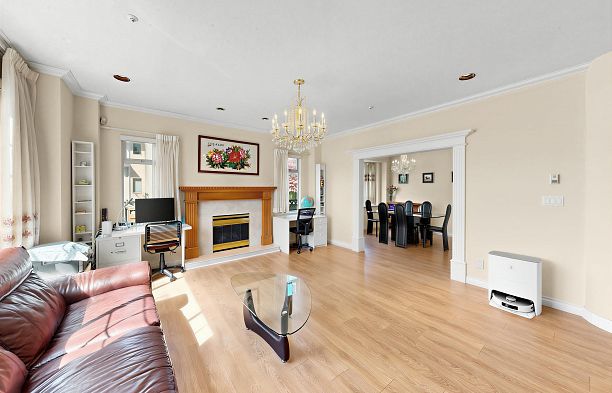 7806 Montcalm Street Marpole