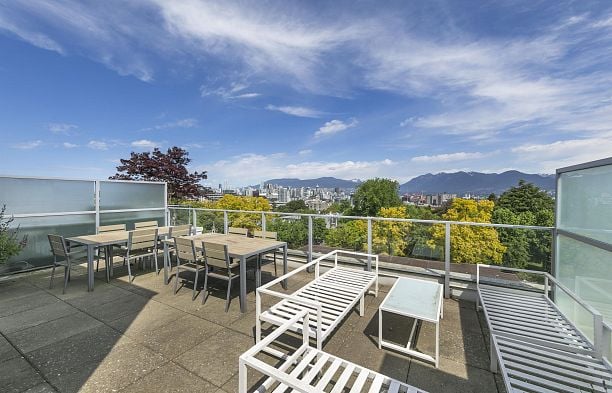 501 379 E Broadway Mount Pleasant VE