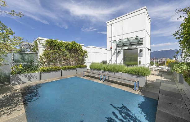 501 379 E Broadway Mount Pleasant VE