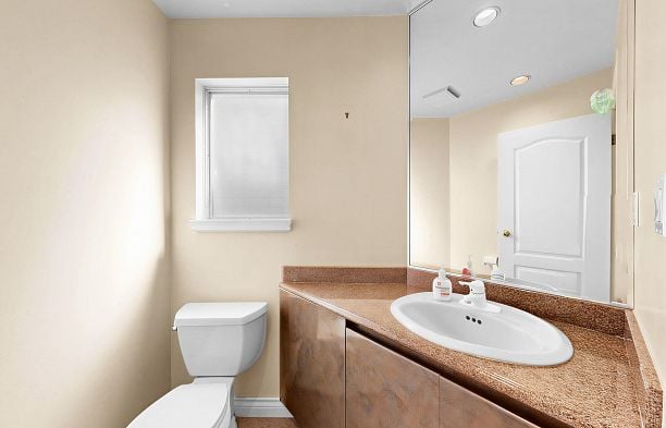 7806 Montcalm Street Marpole