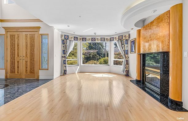 1463 W 57th Avenue South Granville
