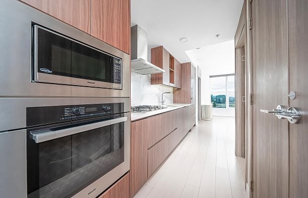 701 455 Sw Marine Drive Marpole