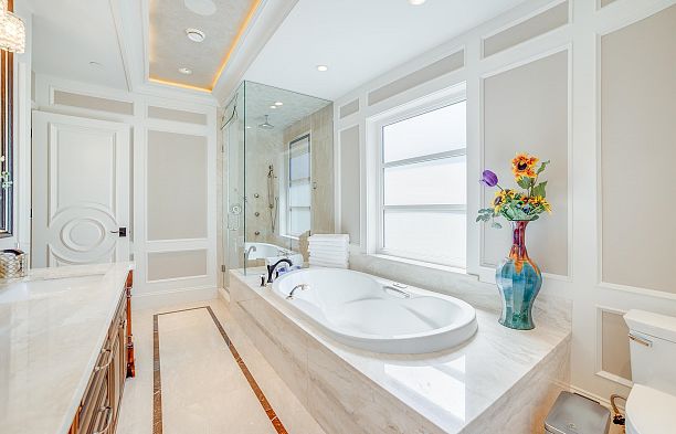 5989 Cartier Street South Granville