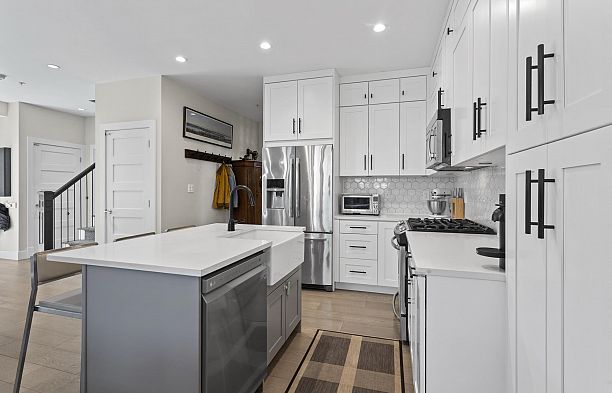 1020 E 13th Avenue Mount Pleasant VE
