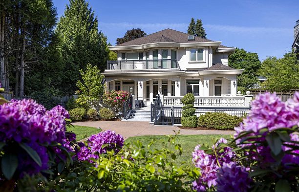 6188 Adera Street South Granville