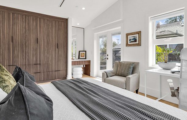 3022 W King Edward Avenue MacKenzie Heights