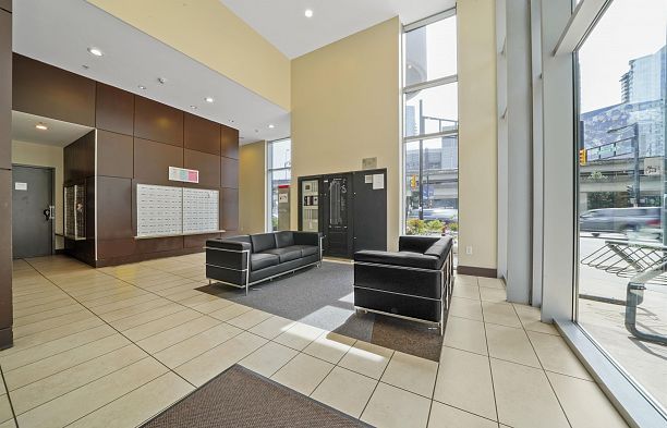 2309 688 Abbott Street Downtown VW