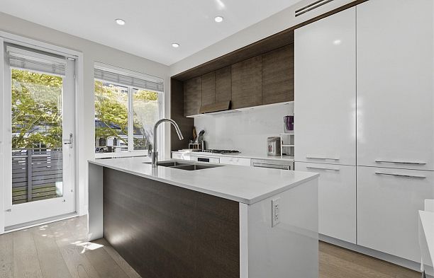 276 W 62nd Avenue Marpole