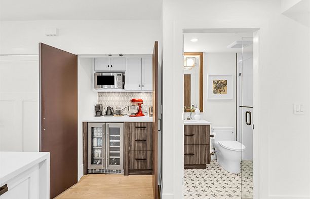 3022 W King Edward Avenue MacKenzie Heights